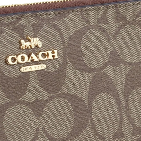 COACH Large Corner Zip Wristlet In Signature Canvas - Khaki Saddle 2 - Picture 5 of 6